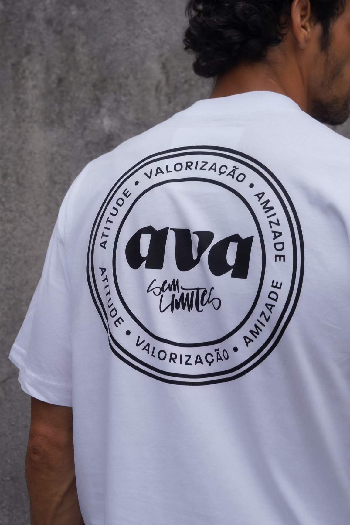 Camiseta Oversize Sem Limites Branca