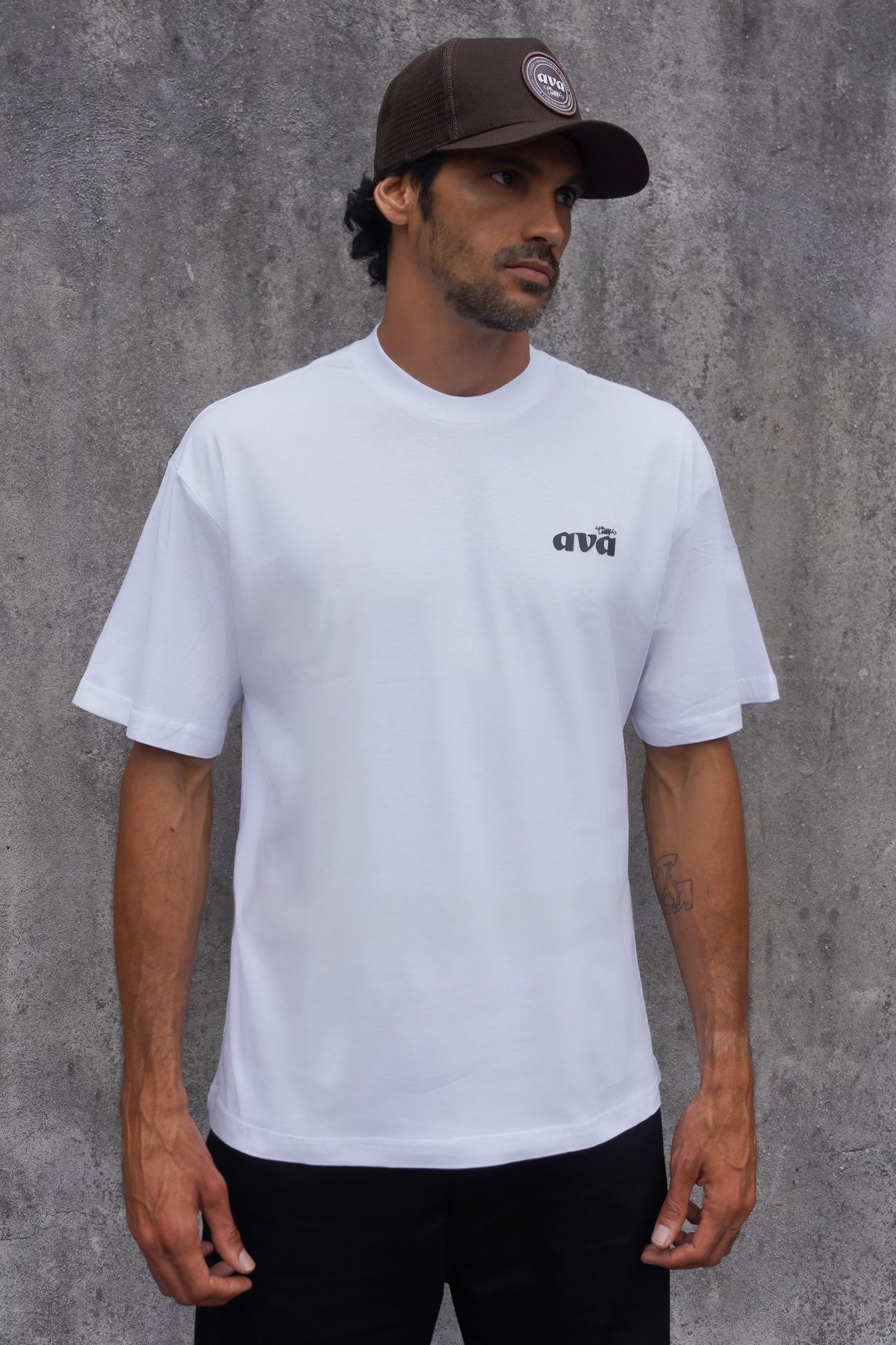 Camiseta Oversize Ava Basic Branca